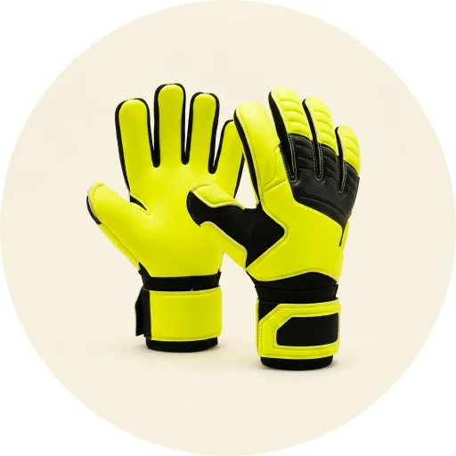 Ilustración de Guantes de portero infantiles T1TAN Fluo Beast Junior 3.0 con protección de dedos