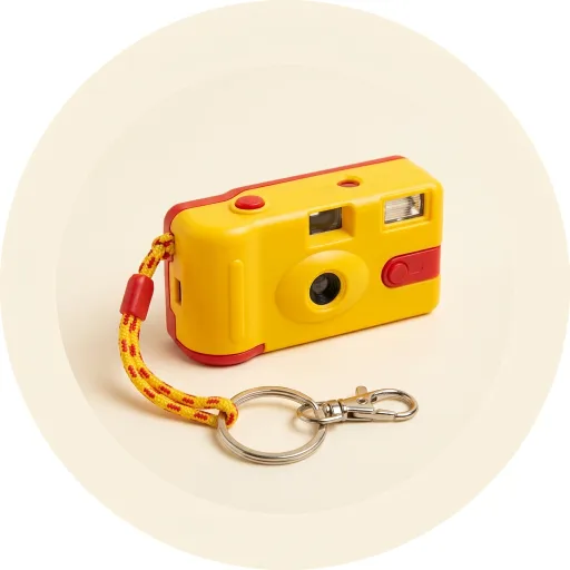 Ilustración de Kodak Charmera, minicámara digital llavero (caja sorpresa, 1 unidad)